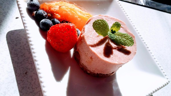紫いものローケーキ いも好きにはたまらない美味しさ