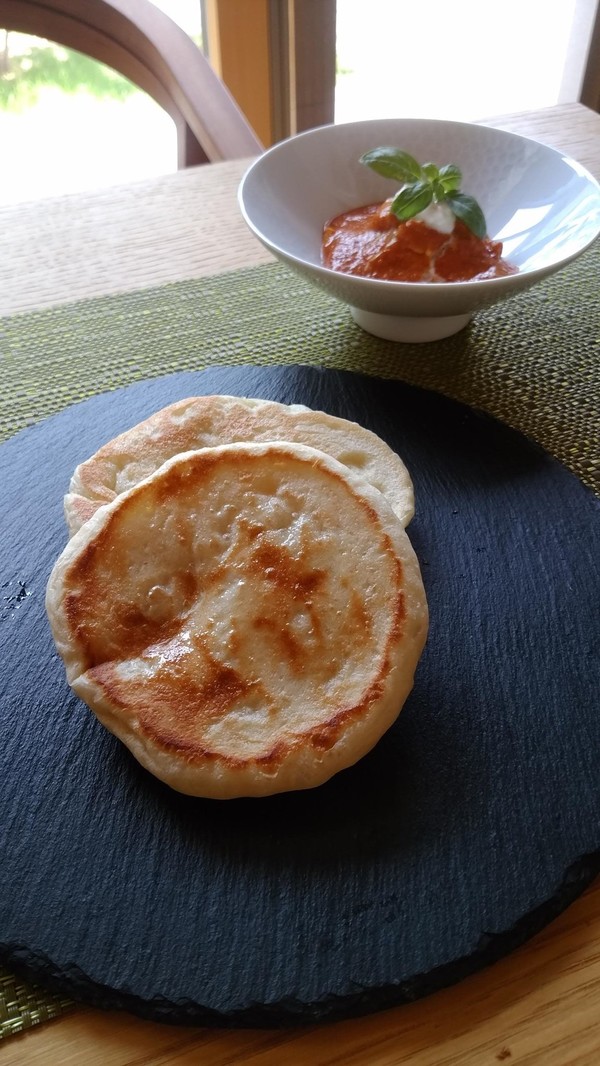 もちもちナンとバターチキンカレー