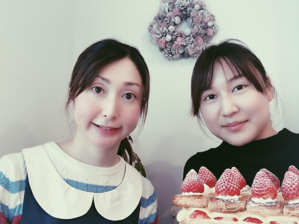 パイ生地から作った美味しいミルフィーユが出来上がりました。