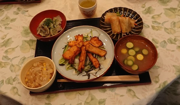 夏にピッタリ！火をあまり使わず料理した御膳です。