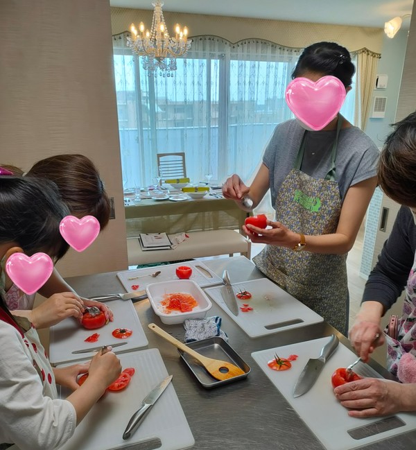 調理台があるので、広々と作業出来ます♪