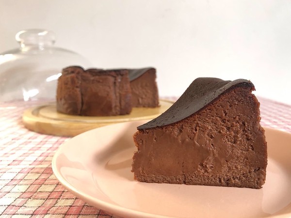 バスク風チョコレートチーズケーキ