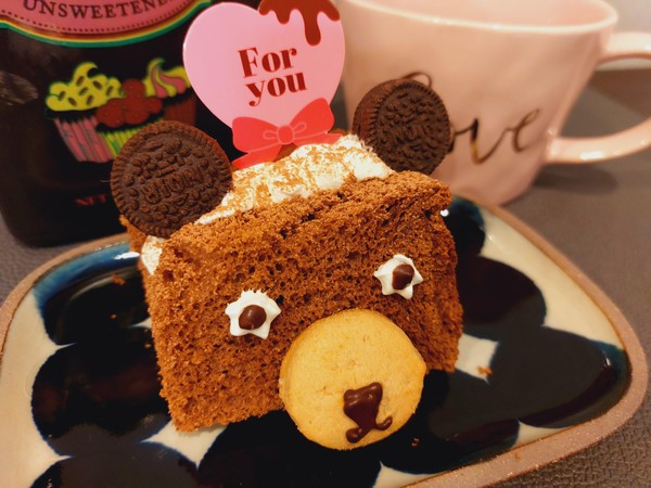 シフォンケーキレッスン。くまさんにアレンジして試食しました。