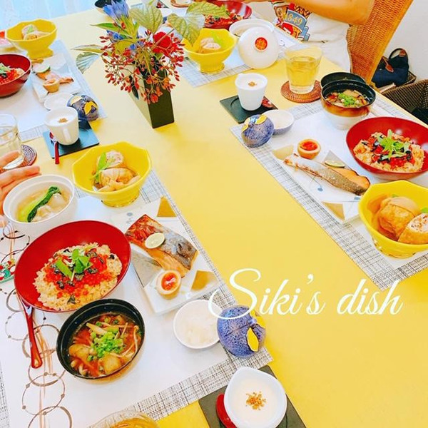 19年10月日本料理クラス　会食の様子です。