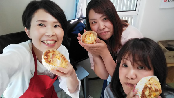 ハムマヨパンは、うずら卵をつかってボリューム満点。