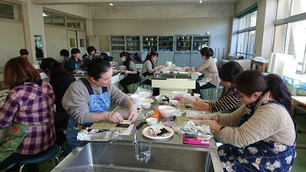 市川市第六中学校
家庭教育学級です！