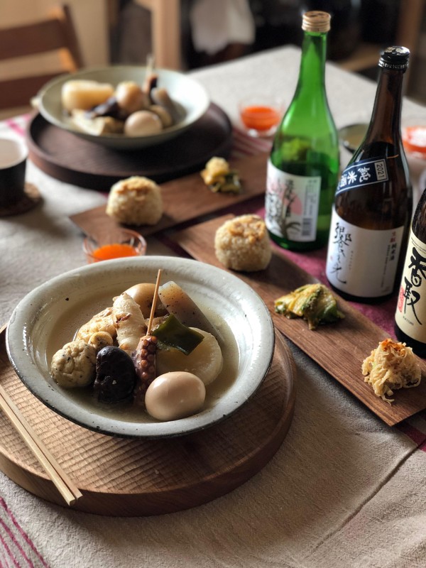 発酵おでんの会は講師も参加型のお酒持ち寄りの新年会！