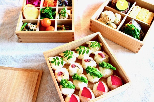オール発酵調味料を使った発酵お花見弁当