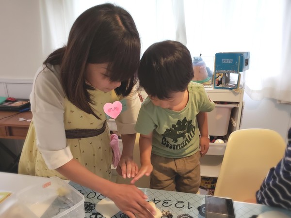 小さなお子さまや妊婦さんのご参加も多いですよ^ ^