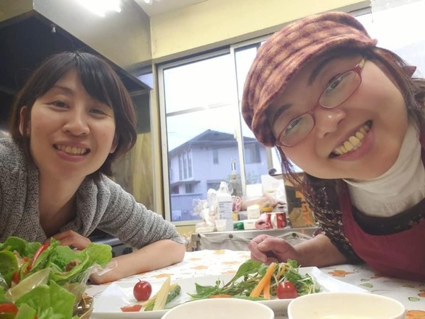カフェへの出張レッスンも行っています♪