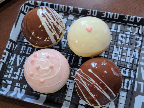 バレンタインのデコチョコパン。とってもかわいく仕上がります♪