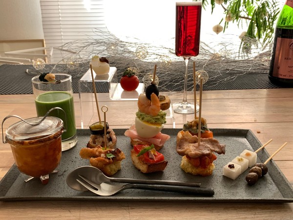 200.12 ピンチョスクリスマス