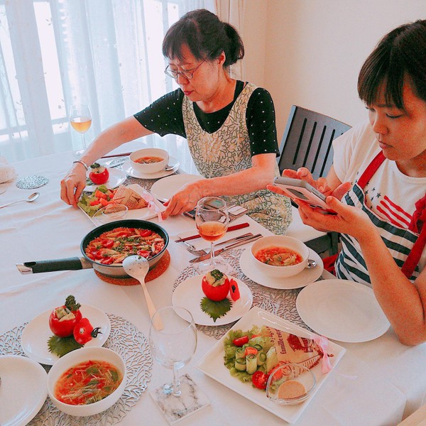 作った後は皆さん撮影会です☆