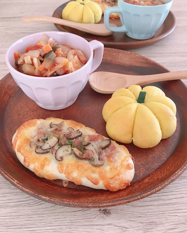 9,10月限定きのこアヒージョのタルティーヌ、かぼちゃパン♡