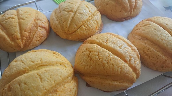かぼちゃメロンパン