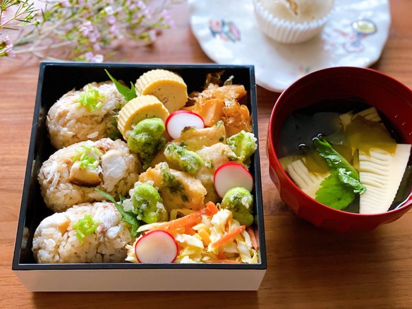 春には『お花見弁当』を🌺