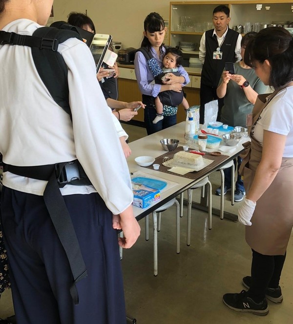 枚方市生涯学習市民センターにて離乳食講座