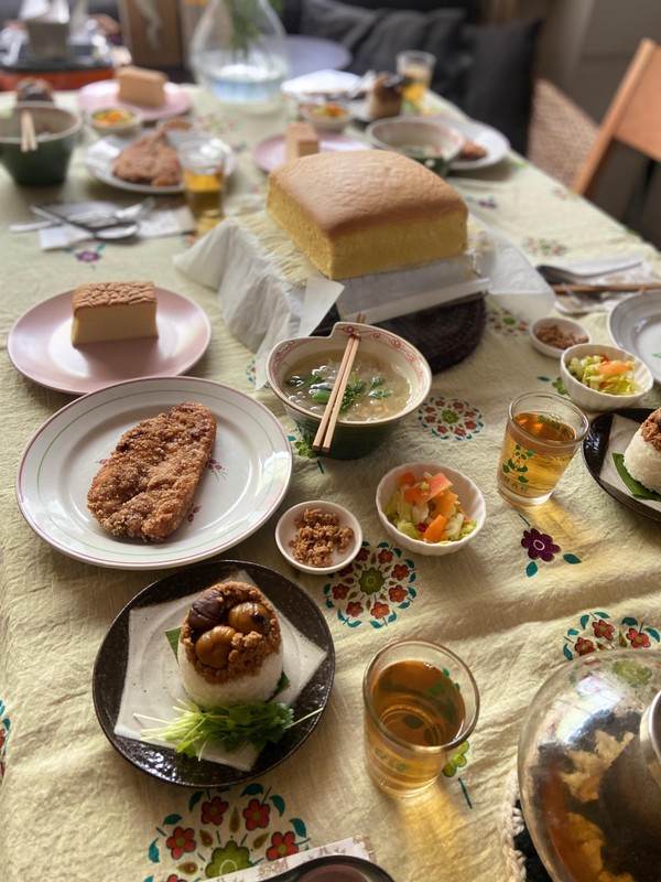 シリーズ④台湾カステラ、鶏排(台湾唐揚げ)等等
