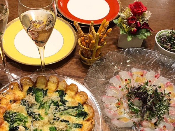 菜の花としらすのキッシュ
真鯛のカルパッチョ・ミックス薬味で