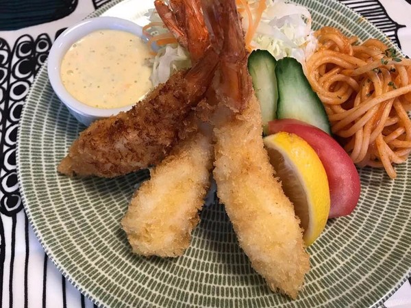 基礎料理　海老フライ定食　海老の下処理をレッスン♪