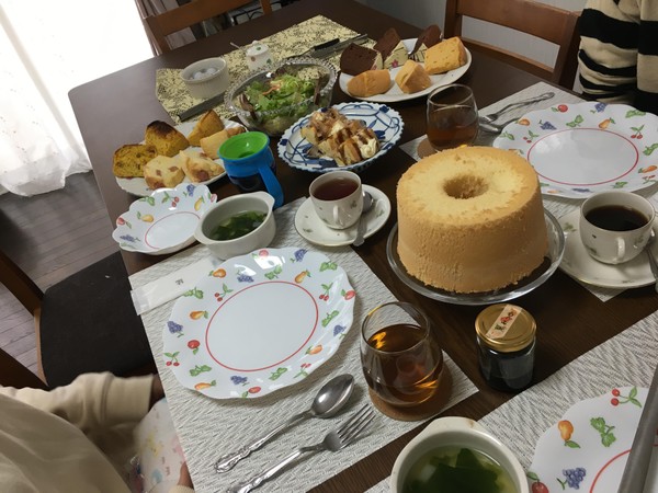 シフォンランチ会の様子♪お腹いっぱい食べていただきました！