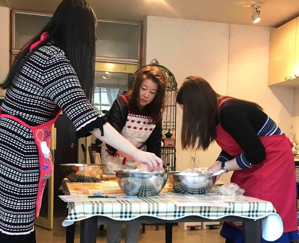 楽しくフード作り🍽ヨーロッパとアジアの食文化が学べます🥂