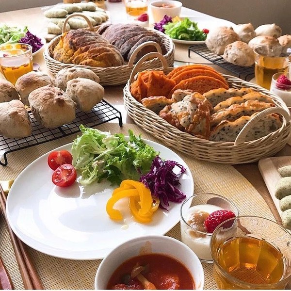 おうちパン講座の試食時の風景です♡