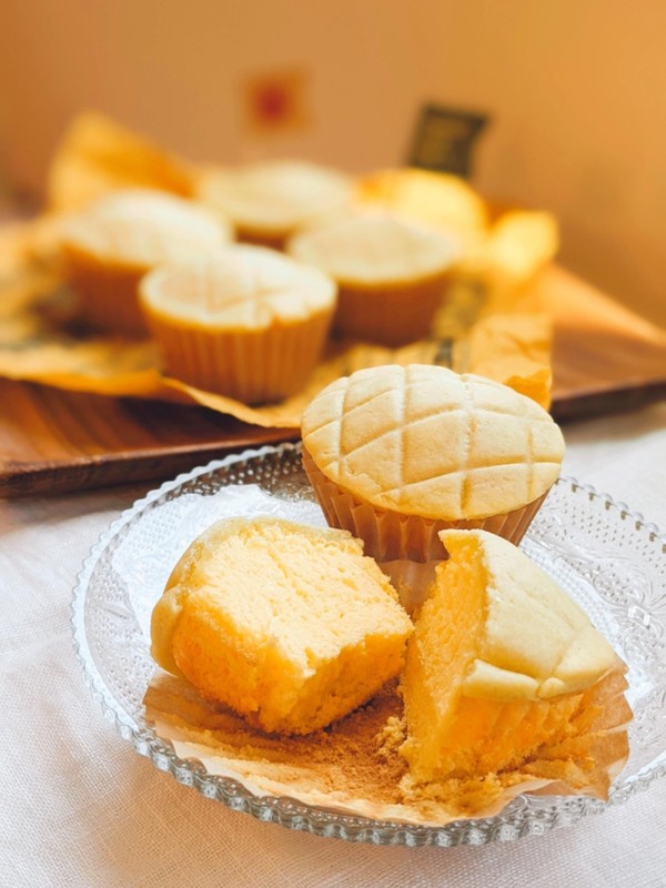 ワンちゃん用メロンパン風カップケーキ