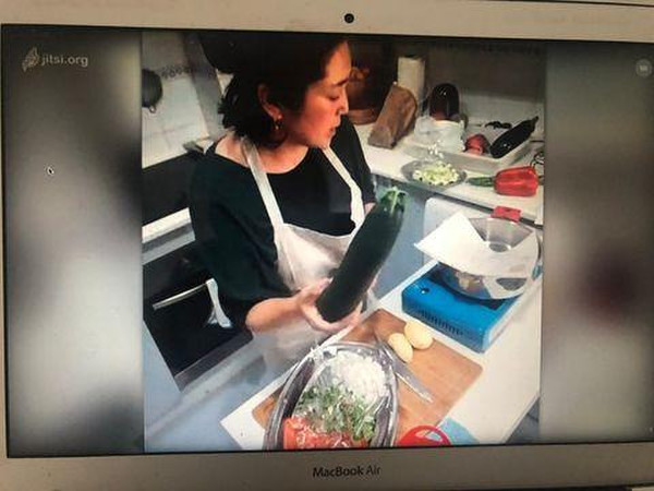 翌日に送る動画で何度でも復習できます。