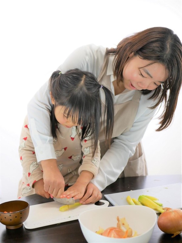３歳から包丁にチャレンジしています。
