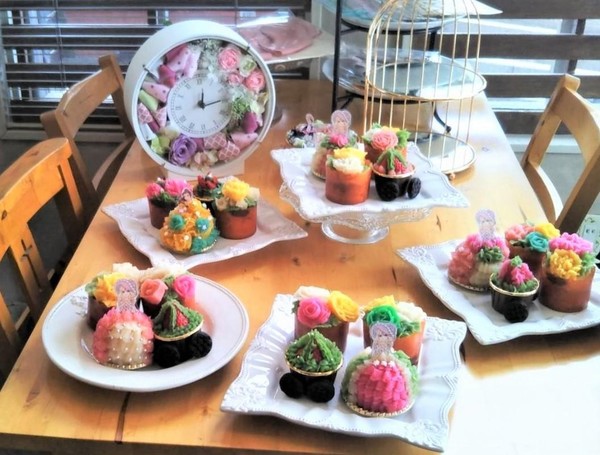 プリンセス&馬車&あんフラワーカップケーキ