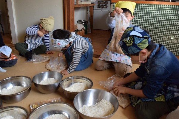 こども味噌つくり教室　自由研究にしてくれたお友達も