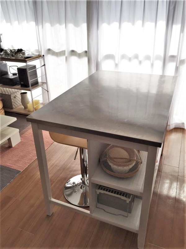 こちらの作業台でパンを作ります。