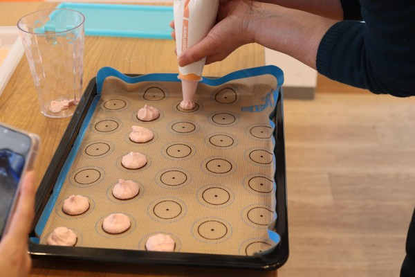 お菓子作り教室の様子