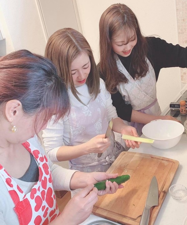 レッスンでは、野菜の切り方のポイントもお教えしています。