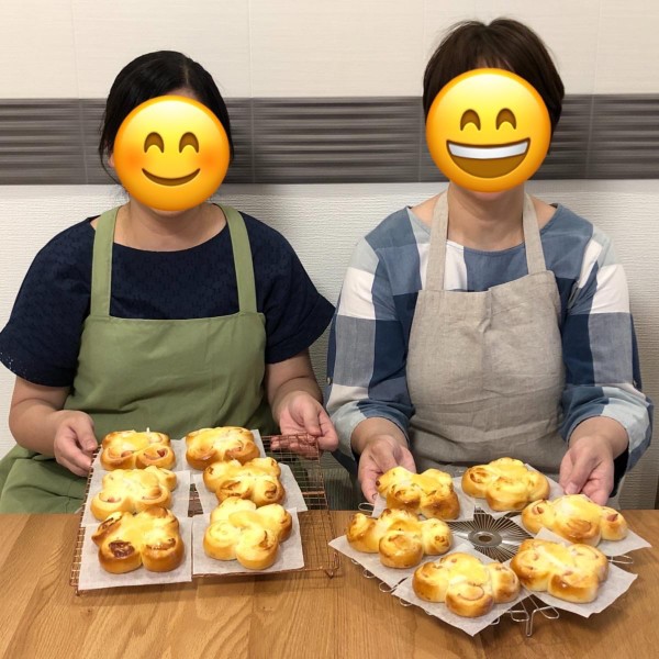 体験レッスンのお花パン🌸
大好評です
