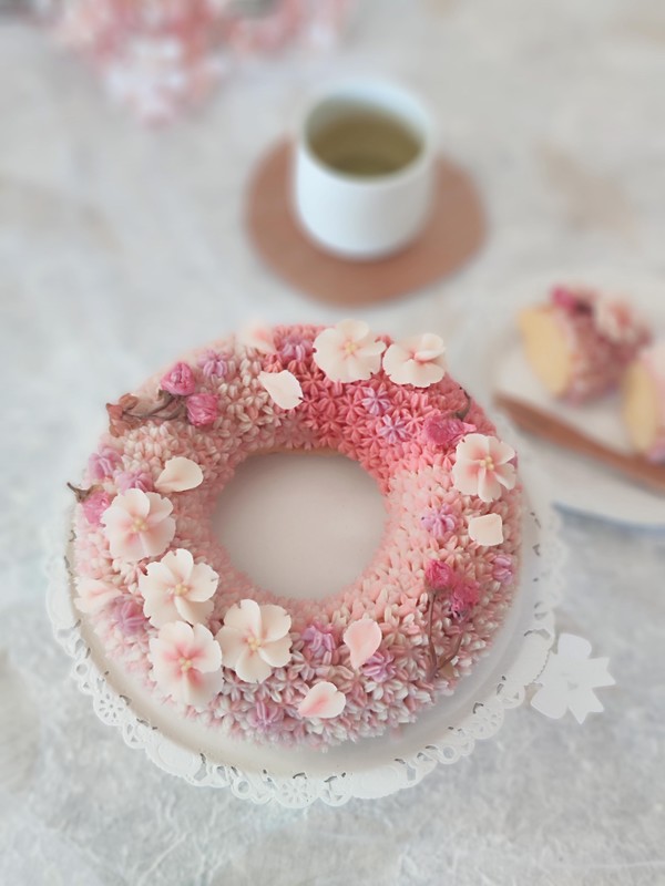 春のリースケーキ　生徒さま作品