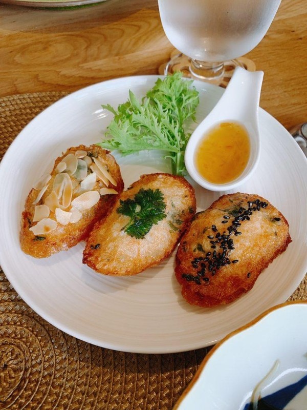 8月レッスン　冷やし担々麵、海老パン、杏仁豆腐