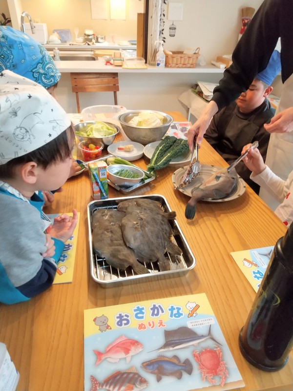 魚や野菜をたっぷり使った料理で健康な身体づくりを支援します。