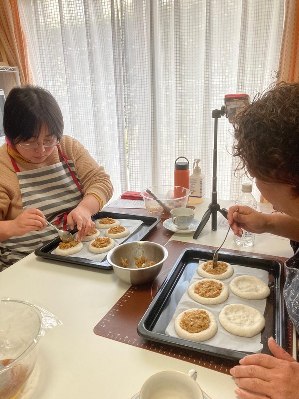 お肉不使用の「まめたんそぼろ」レッスン風景