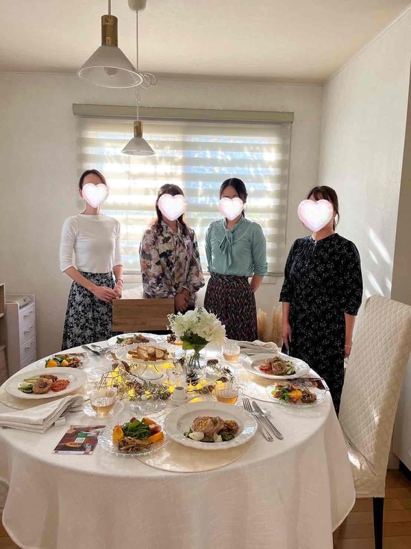 個人でお申込の生徒様達。いつも和気藹々とお話されています。