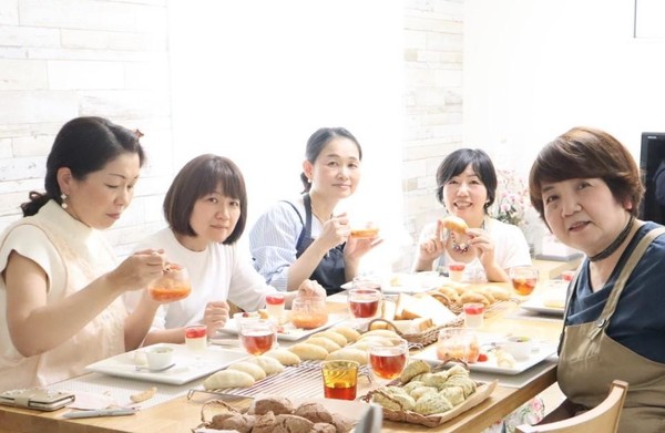 圧巻の５人様へのレッスン、無事終了