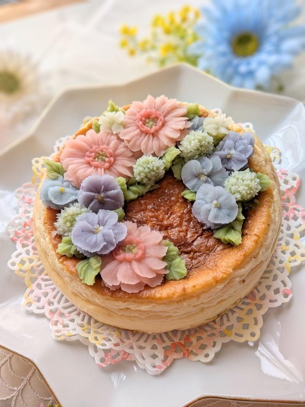 簡単チーズケーキの作り方と、あんこのお花絞りを学べるレッスン