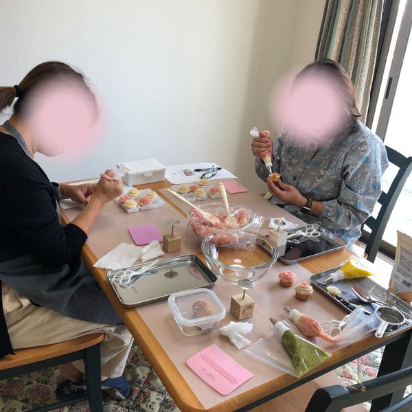レッスンは少人数で行っています！