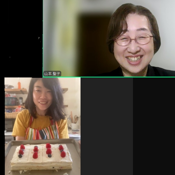 体験レッスン。ビスキュイ生地のフルーツサンドケーキ。