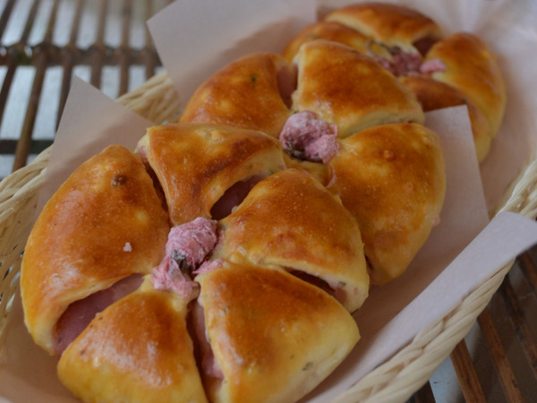 お家で作れる】「♪桜あんぱんの作り方☆米粉＆道明寺粉入りもちもち