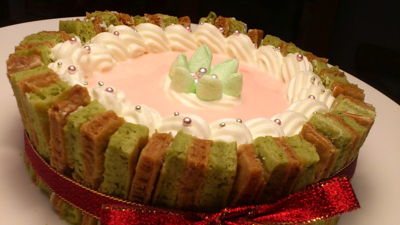 お家で作れる】「ほろにがカフェオレと抹茶オレのカラフルムースケーキ