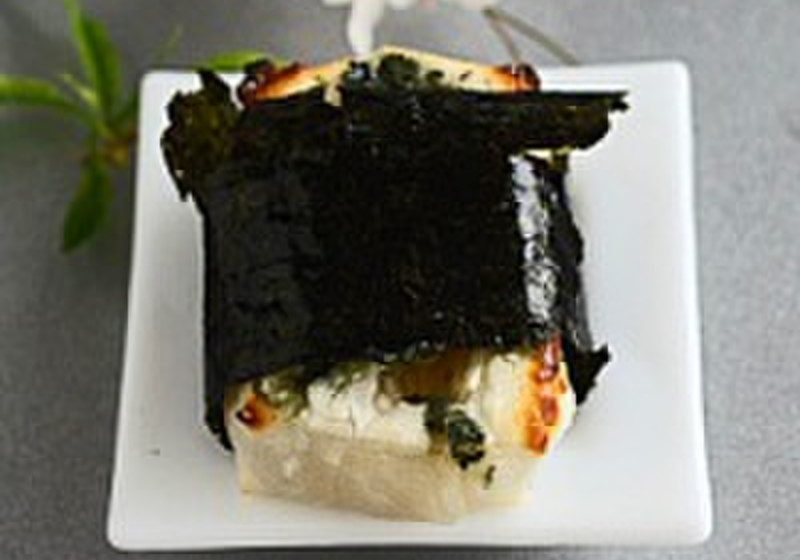 ブルーチーズとのりの焼きもち