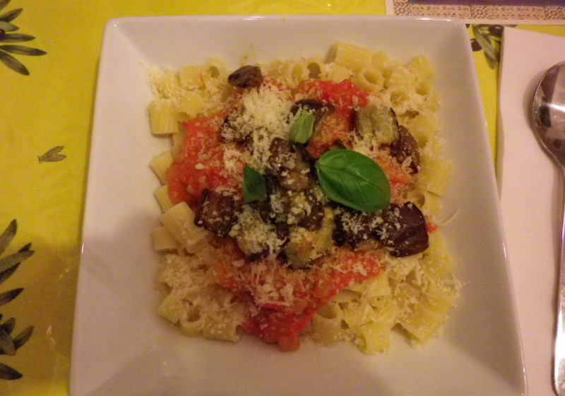パスタ　アッラ　ノルマ Pasta alla Norma