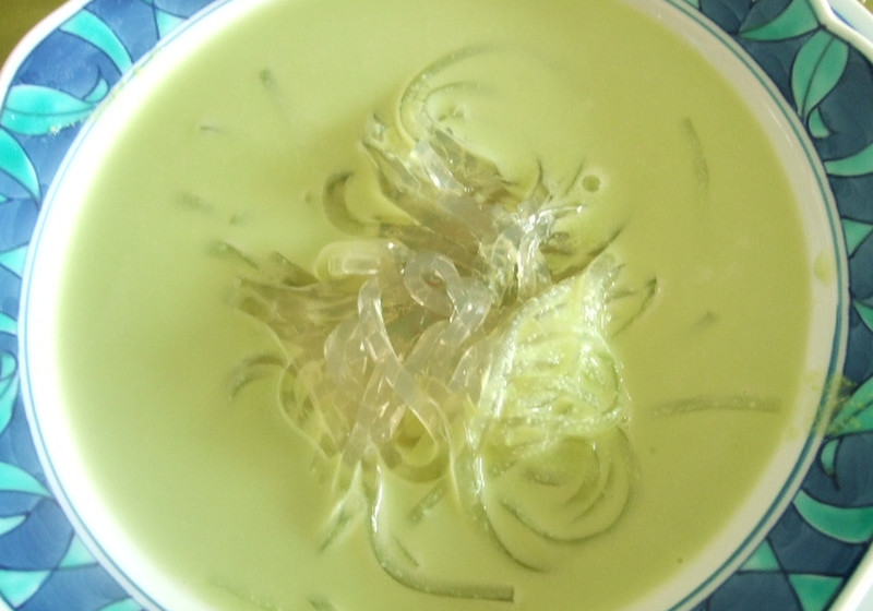 ところてん入り枝豆のすり流し